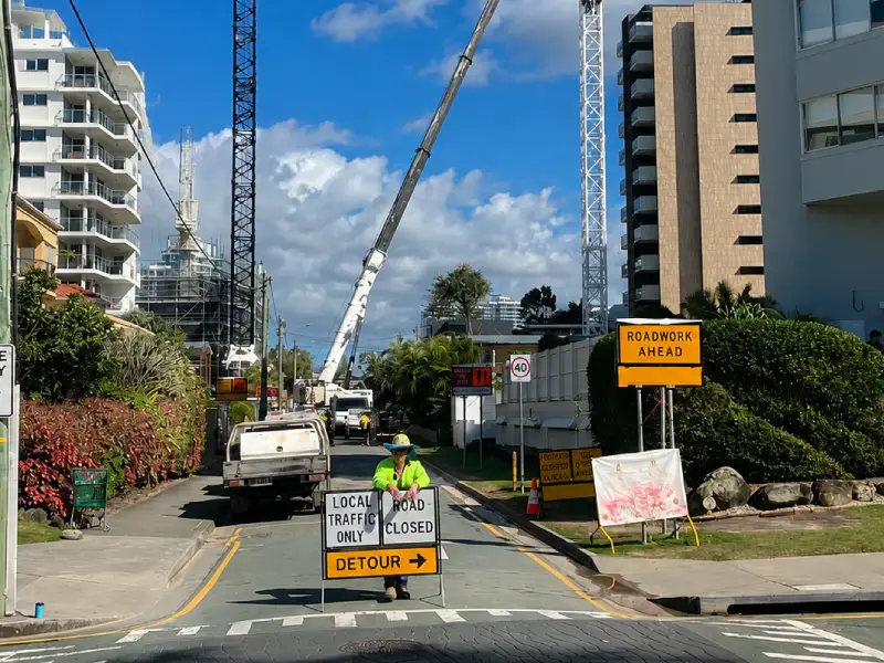 Roadside traffic data collection and traffic management on a construction site
